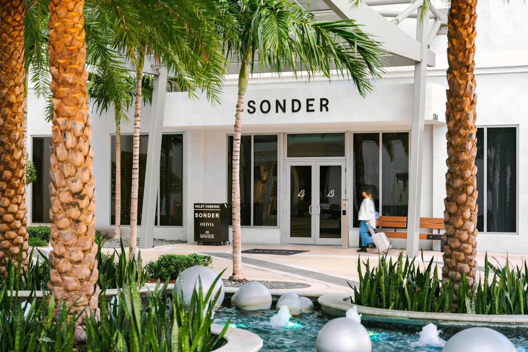 The Circ Hotel Hollywood, Sonder By Marriott Bonvoy Экстерьер фото