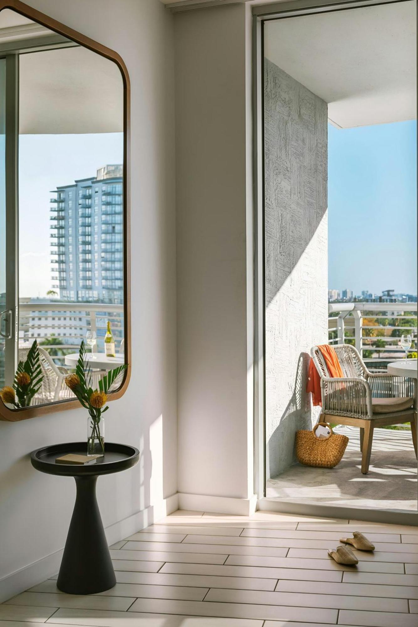 The Circ Hotel Hollywood, Sonder By Marriott Bonvoy Экстерьер фото