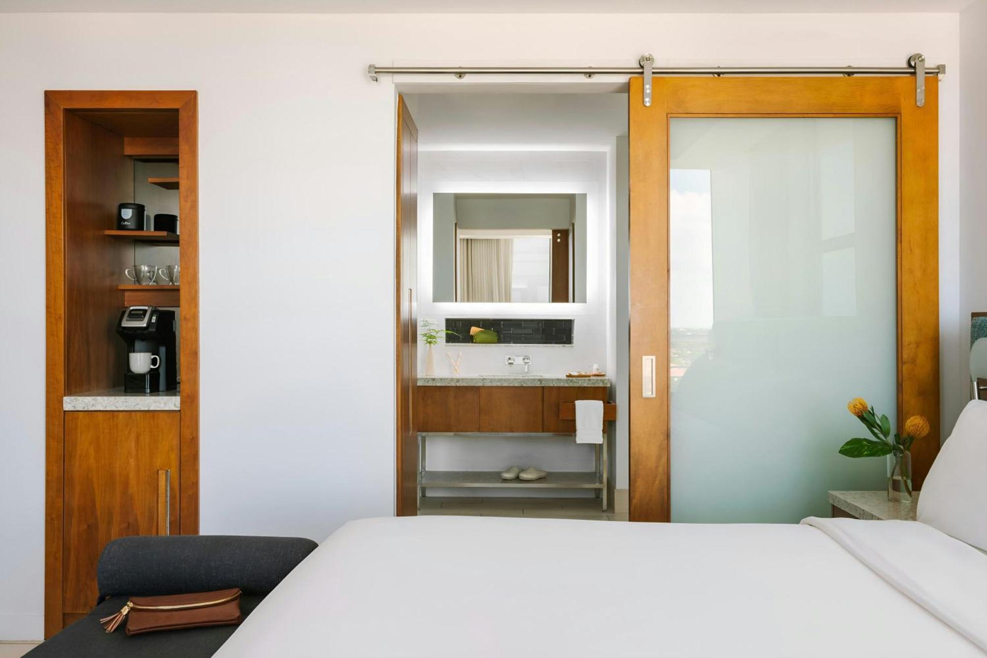 The Circ Hotel Hollywood, Sonder By Marriott Bonvoy Экстерьер фото