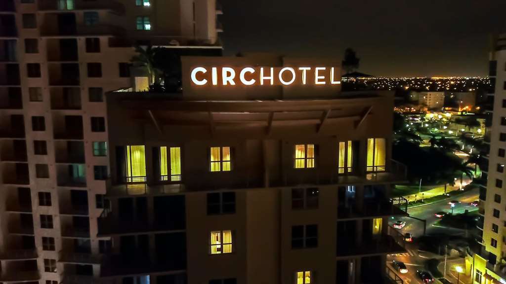 Отель The Circ Powered By Sonder Голливуд Удобства фото